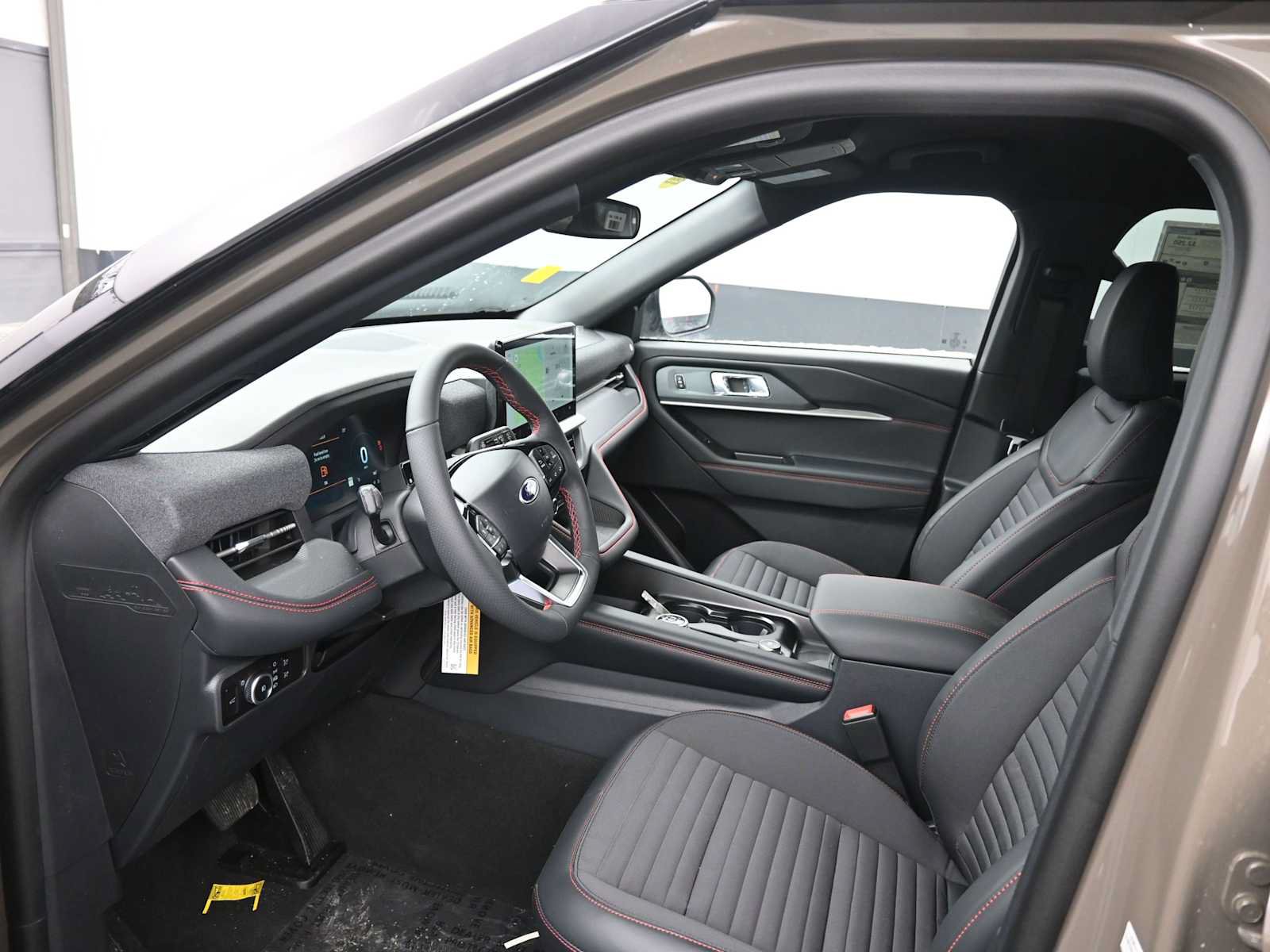New 2026 Ford Explorer ST-Line w/ ST-Line Street Pack AWD/4WD image 28