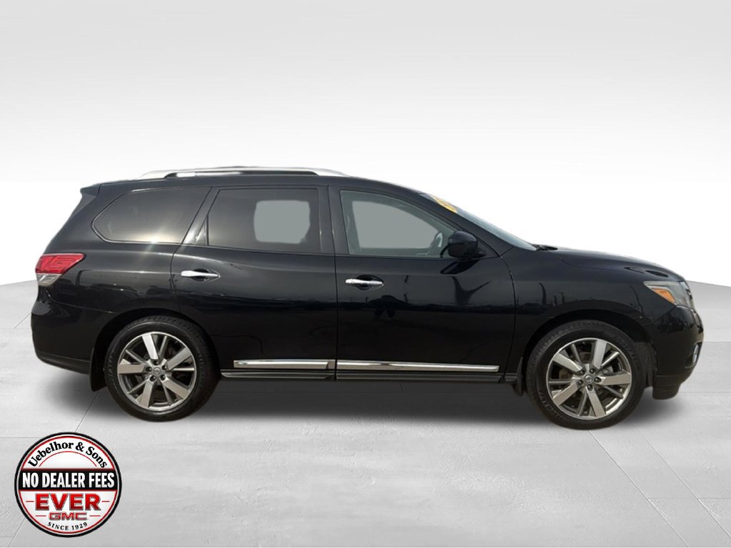 Used 2015 Nissan Pathfinder Platinum w/ Cargo Package FWD image 3