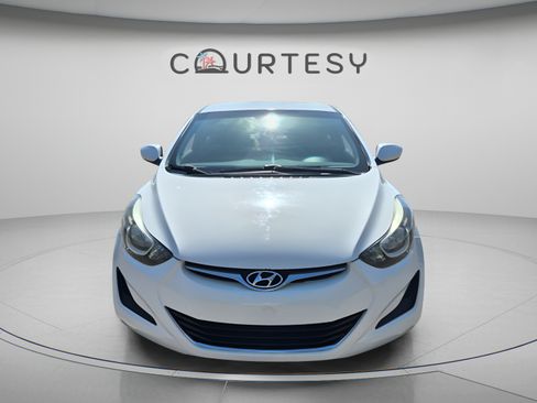 Used 2016 Hyundai Elantra SE FWD image 16