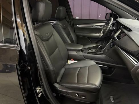 Used 2024 Cadillac XT6 Luxury w/ LPO, Floor Liner Package AWD/4WD image 36