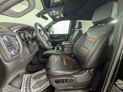 Used 2020 GMC Sierra 2500 AT4 w/ Technology Package image 17