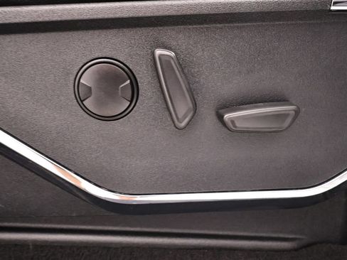 Certified 2023 Ford F550 4x4 Crew Cab Super Duty image 23