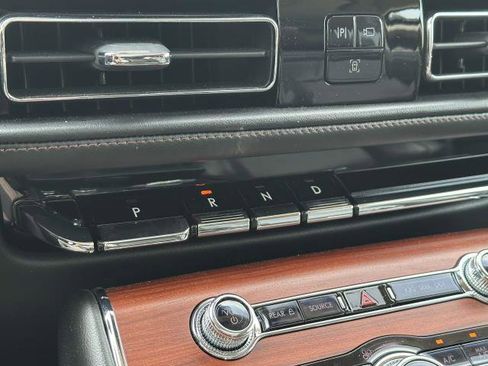 Certified 2022 Lincoln Aviator Reserve w/ Equipment Group 201A image 20