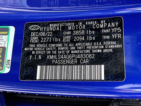 Used 2023 Hyundai Elantra SEL w/ Convenience Package image 19