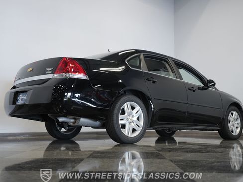 Used 2011 Chevrolet Impala LT image 14