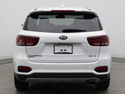 Used 2019 Kia Sorento EX FWD image 6