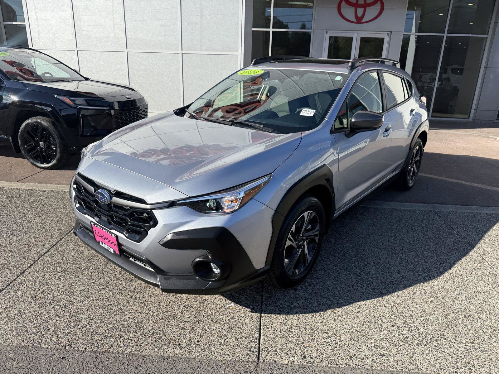 Used 2024 Subaru Crosstrek 2.0i Premium AWD/4WD image 2