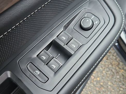 New 2026 Volkswagen Atlas SE image 10