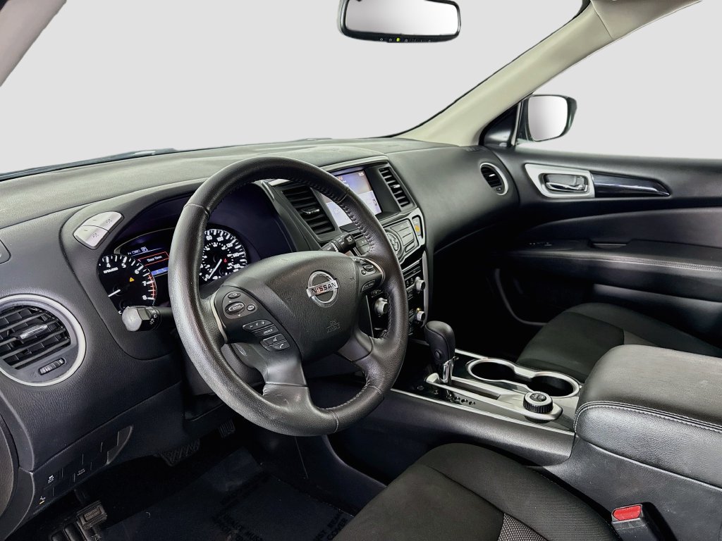 Used 2020 Nissan Pathfinder SV AWD/4WD image 22