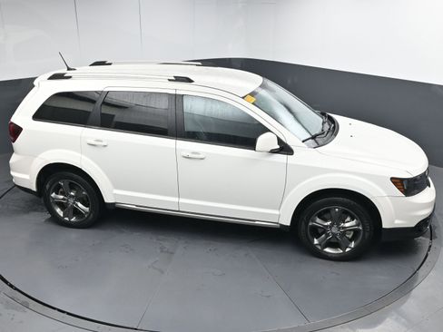 Used 2015 Dodge Journey Crossroad w/ Flexible Seating Group image 33