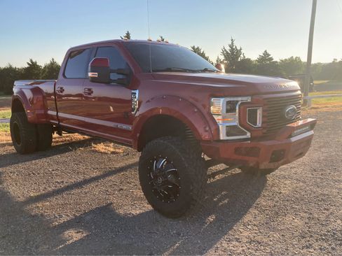 Used 2021 Ford F350 Lariat w/ Lariat Ultimate Package AWD/4WD image 10