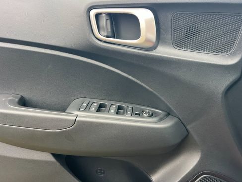 New 2026 Hyundai Venue SE image 12