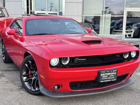 Used 2021 Dodge Challenger R/T Scat Pack w/ Plus Package image 1