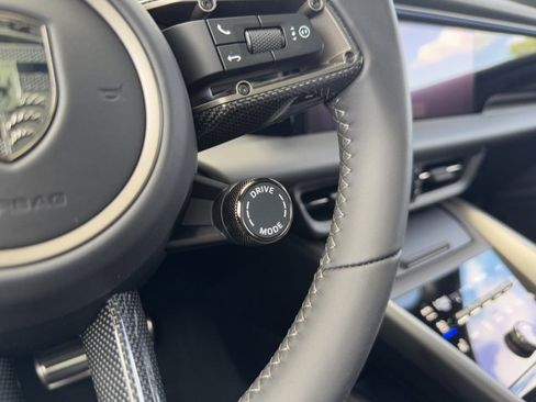 New 2025 Porsche Macan Turbo Electric image 20