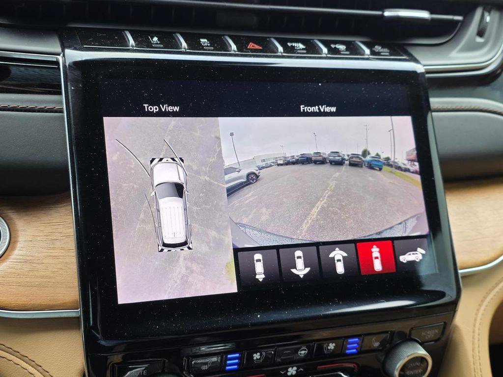 Used 2022 Jeep Grand Cherokee L Summit AWD/4WD image 23