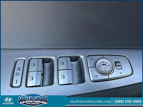 Used 2023 Hyundai Palisade Limited image 16