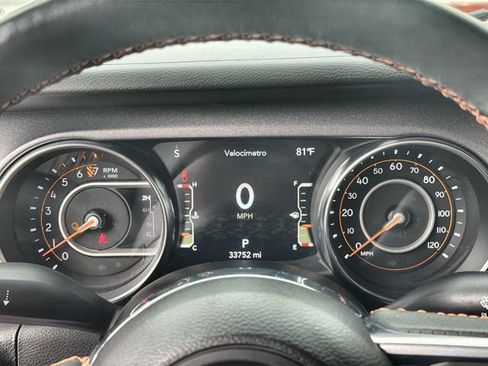 Used 2023 Jeep Gladiator Mojave w/ LED Lighting Group AWD/4WD image 12