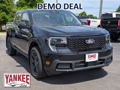 New 2026 Ford Maverick Lariat w/ Black Appearance Package