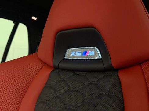 Used 2026 BMW X5 M Competition w/ Executive Package image 31