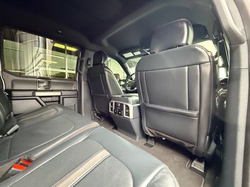 Used 2022 Ford F450 Platinum w/ FX4 Off-Road Package AWD/4WD image 35