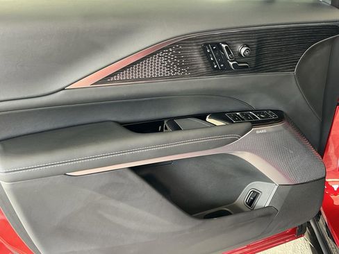 New 2026 Cadillac Lyriq V image 10