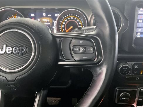 Used 2018 Jeep Wrangler Unlimited Sport S AWD/4WD image 21