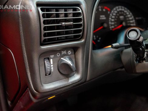 Used 2002 Chevrolet Camaro Z28 w/ SS Performance/Appearance Pkg RWD image 93