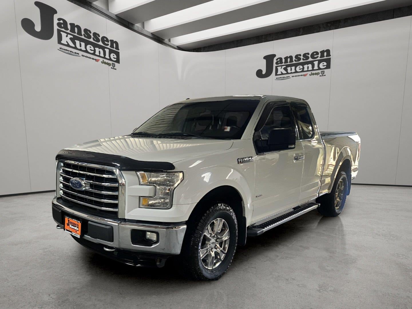 Used 2015 Ford F150 XLT w/ Equipment Group 302A Luxury AWD/4WD image 1