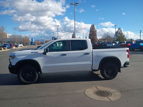 New 2026 Chevrolet Silverado 1500 ZR2 image 16