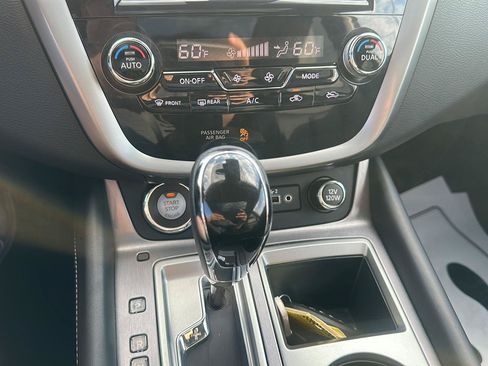 Used 2024 Nissan Murano SL AWD/4WD image 29