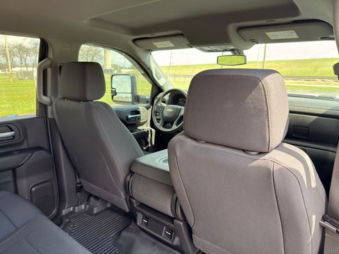 Used 2023 Chevrolet Silverado 2500 Custom w/ Custom Value Package image 25