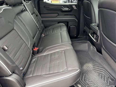 Certified 2024 GMC Sierra 1500 AT4X w/ AT4X AEV Edition image 35