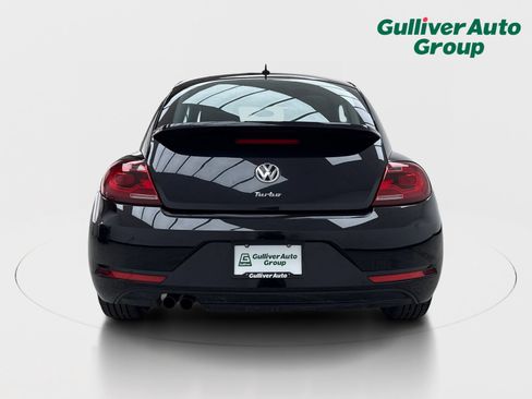 Used 2018 Volkswagen Beetle 2.0T S FWD image 7