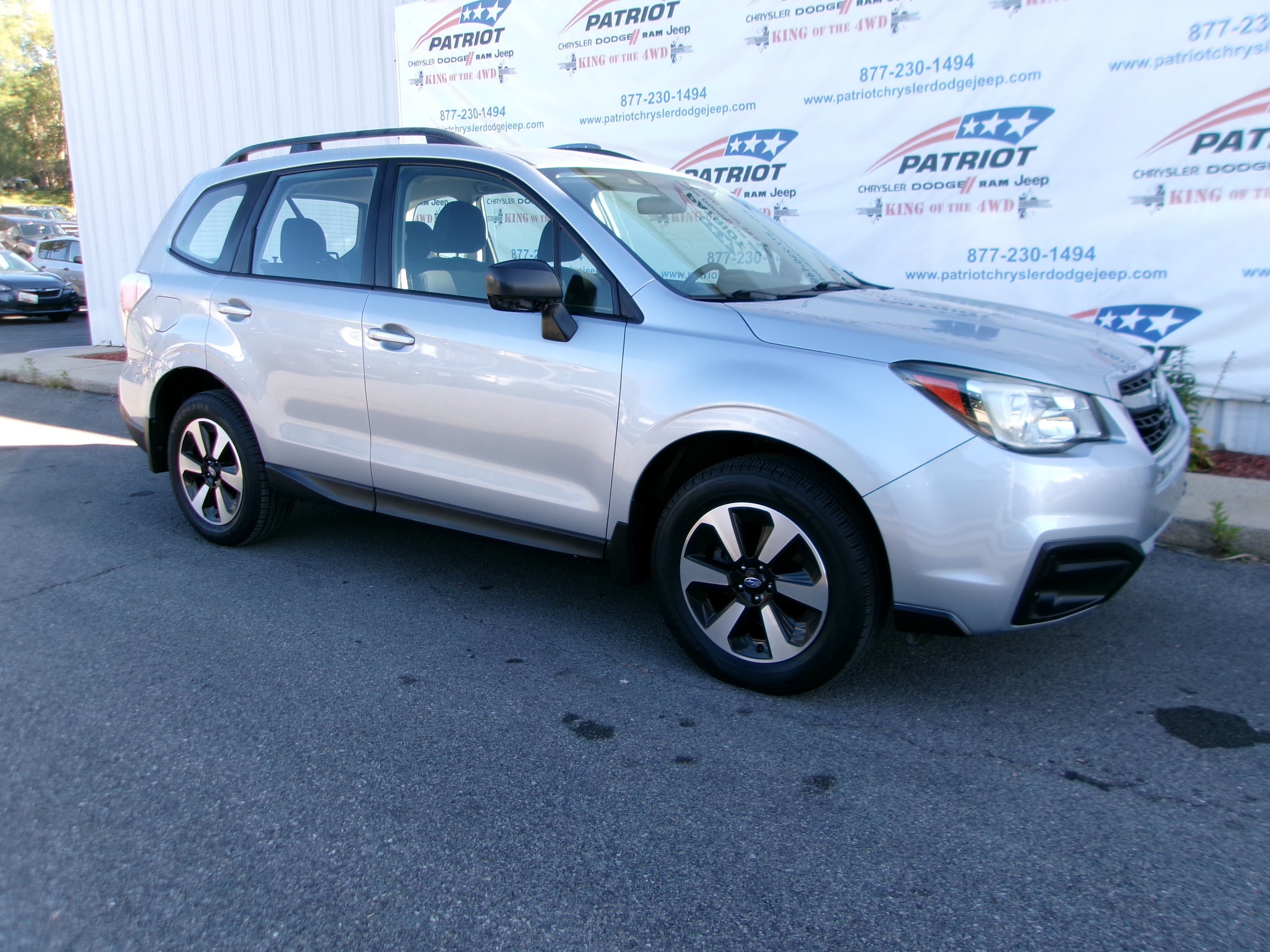 Used 2017 Subaru Forester 2.5i w/ Alloy Wheel Package AWD/4WD image 1