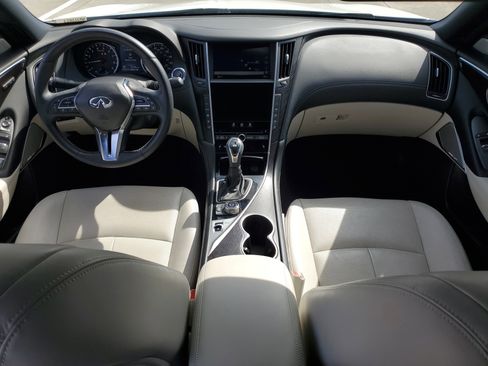 Used 2022 INFINITI Q50 Sensory image 11