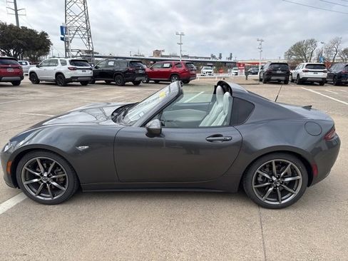 Used 2021 MAZDA MX-5 Miata RF Grand Touring image 8