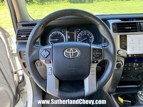 Used 2020 Toyota 4Runner Limited image 21