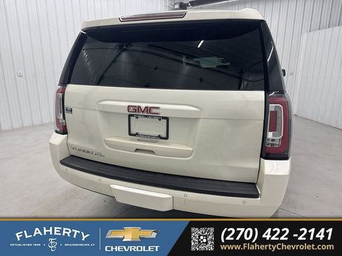 Used 2015 GMC Yukon XL SLT w/ Open Road Package image 4