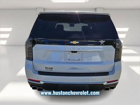 Used 2026 Chevrolet Tahoe High Country AWD/4WD image 4