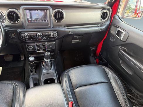 Used 2020 Jeep Gladiator Sport w/ Quick Order Package 24S AWD/4WD image 27