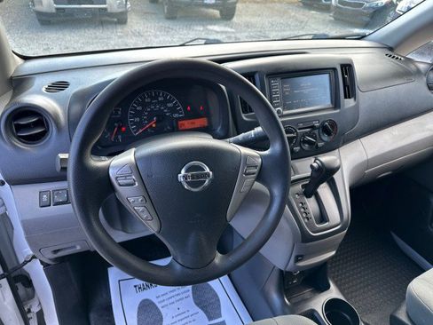 Used 2021 Nissan NV200 SV image 17