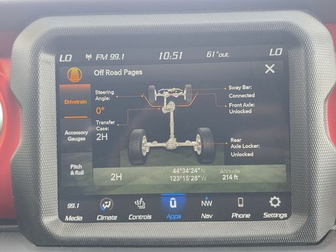 Used 2022 Jeep Gladiator Rubicon w/ Cold Weather Group AWD/4WD image 18