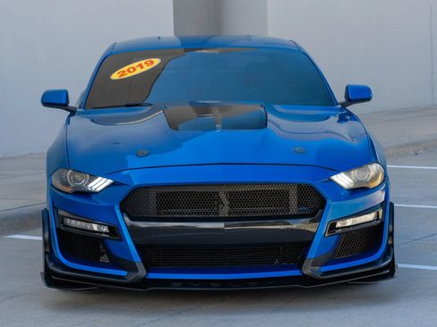 Used 2019 Ford Mustang GT RWD image 16