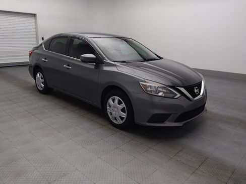 Used 2018 Nissan Sentra S FWD image 11