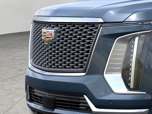 New 2026 Cadillac Escalade ESV Platinum Luxury w/ LPO, Radiant Package AWD/4WD image 13