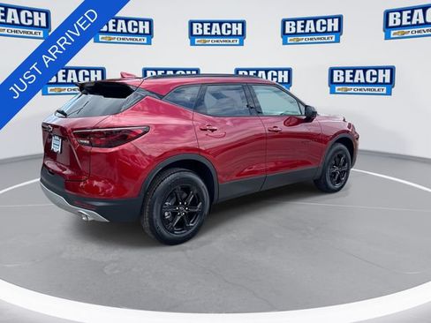 New 2026 Chevrolet Blazer LT w/ Convenience Package FWD image 8