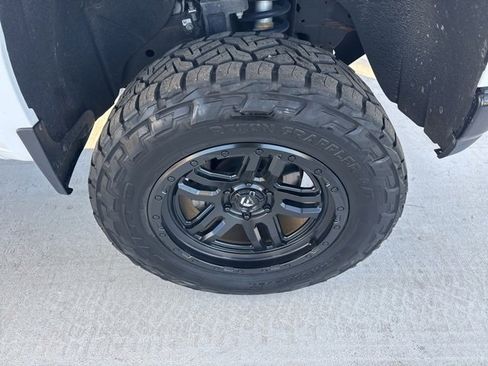 Used 2021 Chevrolet Silverado 1500 Custom Trail Boss image 10