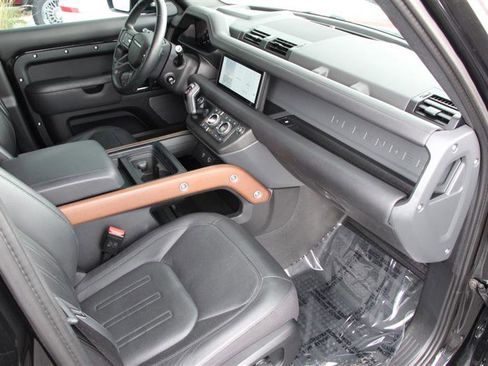 Used 2020 Land Rover Defender 110 X AWD/4WD image 10
