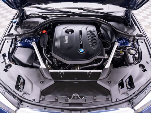 Used 2019 BMW 540i xDrive w/ M Sport Package AWD/4WD image 33