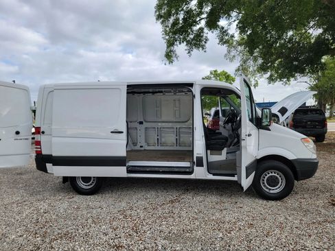 Used 2012 Mercedes-Benz Sprinter 2500 image 24